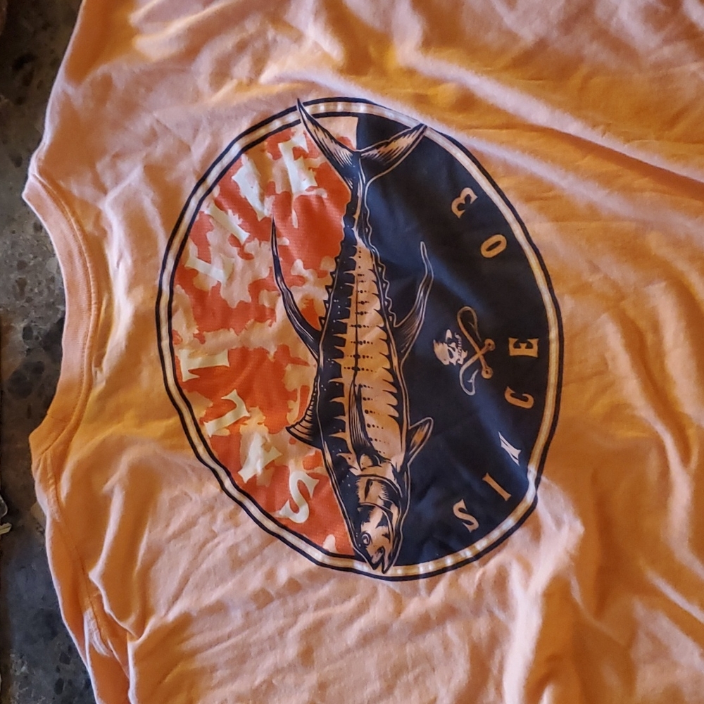 Mens salt life SALMON COLOR shirt